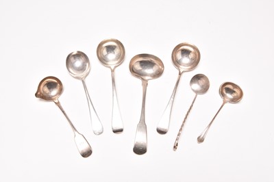 Lot 170 - A collection of ladles