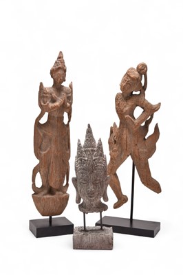 Lot 102 - Two Balinese carved hardwood figures, 17th-18th century