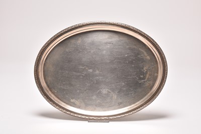 Lot 126 - A Dutch silver tray