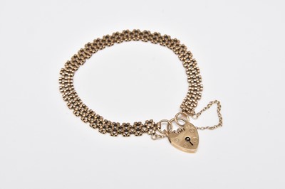 Lot 232 - A 9ct gold five bar gate link bracelet