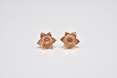 Lot 230 - A pair of 9ct gold Clogau daffodil earrings