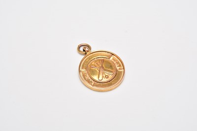 Lot 327 - A 9ct gold cricket medallion