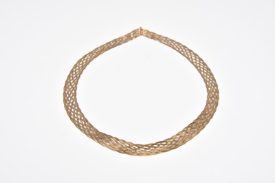 Lot 415 - A 9ct gold plaited necklace of chevron design