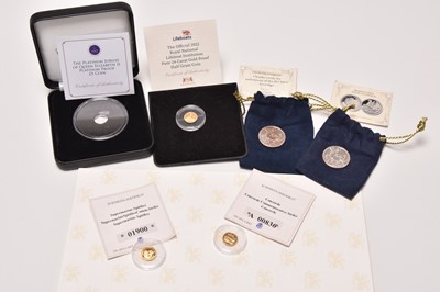 Lot 213 - A collection of commemorative coins