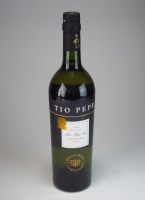 Lot 242 - A mixed lot of 14 bottles comprising of a 70cl...