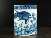 Lot 64 - A Caughley mug, circa 1775-99,...