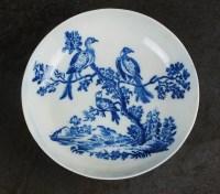 Lot 134 - A Caughley saucer, circa 1785,...