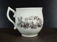 Lot 139 - A Worcester cup, circa 1760, of bell shape...