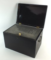 Lot 127 - A Chinese black lacquered tea caddy, Qing...