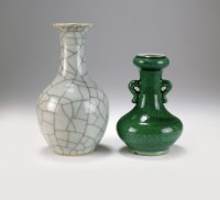 Lot 104 - A Chinese Ge-type vase, 19th century, of...