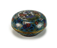 Lot 170 - A Chinese cloisonne box and cover, 19th/20th...