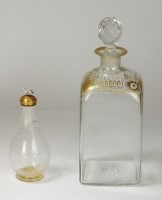 Lot 100 - A Georgian glass scent or perfume bottle with...