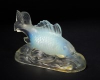 Lot 103 - A Joblings opalescent model of two fish, circa...