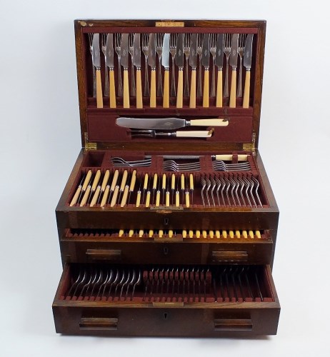 Lot 121 - A canteen of Elkington & Co silver plated...