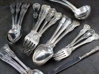 Lot 124 - A harlequin set of Kings pattern silver...
