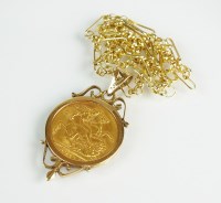 Lot 166 - A 1913 sovereign pendant, within 9ct gold...