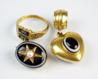 Lot 223 - A Victorian banded agate, diamond and split...