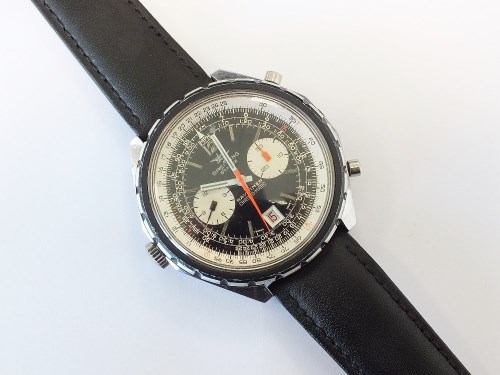 Lot 336 - A gentleman's stainless steel Breitling...