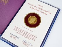 Lot 361 - The 1975 Republic of Panama 100 Balboa proof...