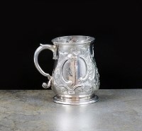 Lot 64 - A George II silver christening mug, Richard...