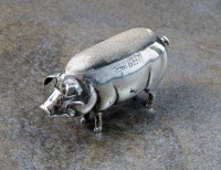 Lot 78 - An Edwardian novelty silver pin cushion in the...