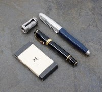 Lot 128 - A Mont Blanc fountain pen, with retractable...