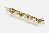 Lot 194 - A diamond and cultured pearl bar brooch,...