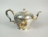 Lot 3 - A William IV silver teapot, Barnard Brothers,...