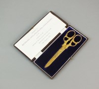 Lot 9 - A cased pair of silver gilts scissors,...