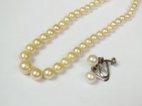 Lot 166 - A graduated cultured pearl necklace, with...