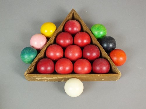 Lot 389 - A full set of ivory and stained ivory snooker...