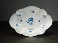 Lot 37 - A Caughley dessert centre dish, circa 1785,...