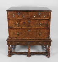 Lot 258 - An early 18th century oyster veneered walnut...