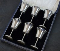 Lot 17 - A cased set of six silver cups, Joseph Gloster...