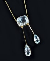 Lot 225 - An early 20th century 15ct gold three stone...