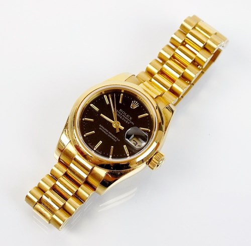 Lot 263 - A lady's 18ct gold Rolex Oyster Perpetual...