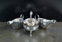 Lot 19 - A George II silver sauce boat, makers mark...