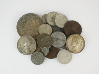 Lot 540 - An assorted collection of British and foreign...