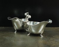 Lot 106 - A pair of Victorian silver sauce boats, Mappin...