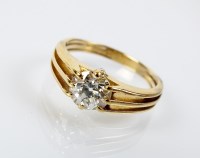 Lot 242 - A Gentleman's single stone diamond ring, the...