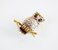 Lot 250 - An 18ct yellow and white gold owl brooch,...