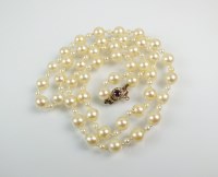 Lot 258 - A cultured pearl necklace, designed as...