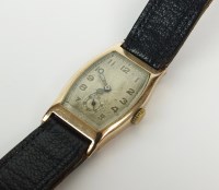 Lot 333 - A Gentleman's 9ct gold Art Deco wristwatch,...