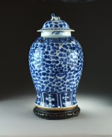 Lot 30 - A large Chinese blue and white vase and cover,...