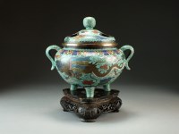 Lot 134 - A Chinese cloisonne tripod censer and cover,...