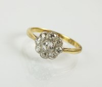 Lot 114 - An early 20th century diamond floral cluster...