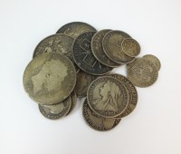 Lot 658 - A collection of British silver and...