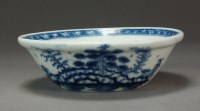 Lot 43 - A Caughley tart pan painted with the Rock...