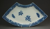 Lot 83 - A Caughley quadrant or sandwich dish, circa...