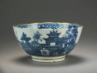 Lot 195 - A Caughley slop bowl transfer-printed with the...